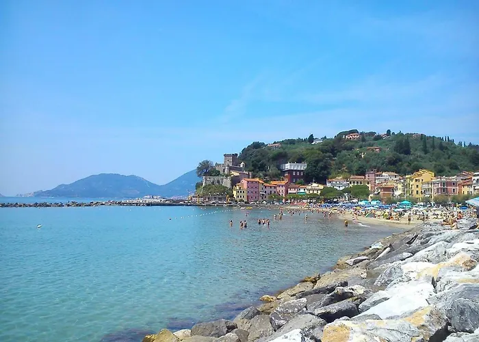 Aurora: Beach-5 Terre-trekking-excursions-relax * Сан-Таренцо